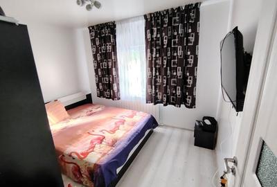 Apartament cu 3 camere semidecomandat în Orizont - 2