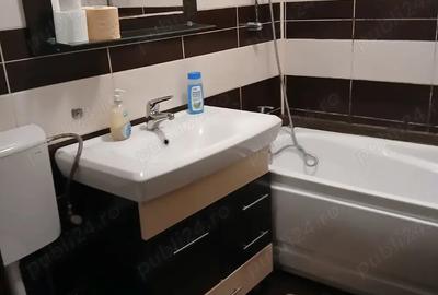 Inchiriez apartament doua camere central - 5