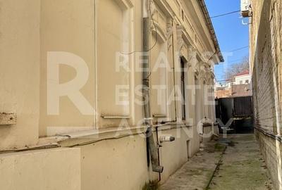 De vânzare – Clădire impresionantă, 11 camere, 9 dormitoare, Păcurari - 11