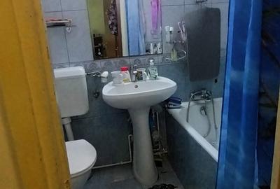 Apartament decomandat în Drumul Taberei