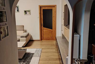 Apartament cu 3 camere decomandat în Șimian - 4