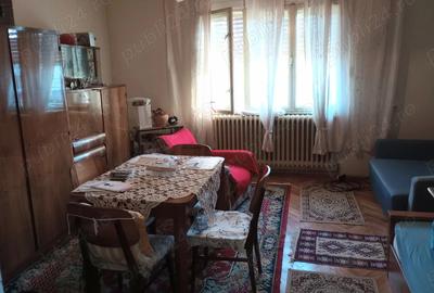 Apartament cu 3 camere decomandat în Central - 8