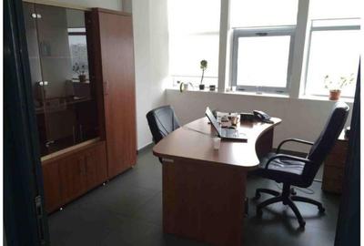 Cladire de birouri zona Unirii - 3
