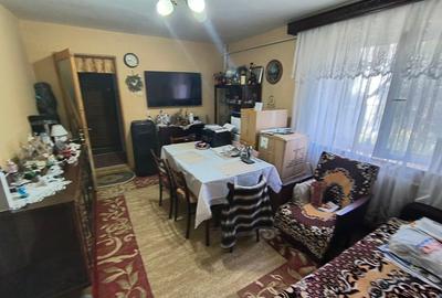 Apartament cu 3 camere semidecomandat, mobilat în Central - 2