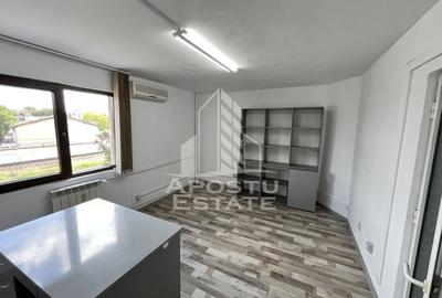 Spatiu pentru birou de inchiriat 16 mp zona Iulius Town, nemobilat.