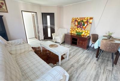 Apartament cu 3 camere semidecomandat, mobilat în Florești