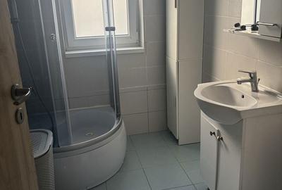 Apartament cu 3 camere decomandat în Roșu - 3