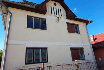 Casă cu 6 camere cu Teren 530 Mp în Cuștelnic - 7