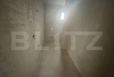 Casă cu 4 camere cu Teren 300 Mp în Vetiș - 4