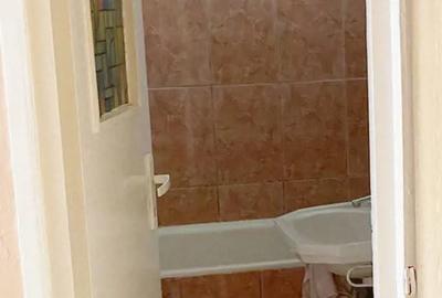 Apartament cu 2 camere de vanzare - Zona Carpa?i 1 - 3