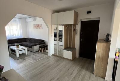 Apartament cu 3 camere în Central - 1