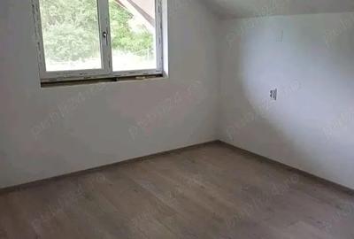 Casă cu Teren 1500 Mp în Valea Iașului - 8