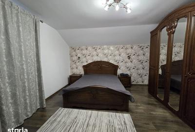 Casă cu 5 camere cu Teren 2200 Mp în Târgșoru Vechi - 10