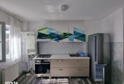 Apartament cu 3 camere semidecomandat în Central - 10