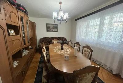 Apartament cu 4 camere decomandat în Caransebeș - 17