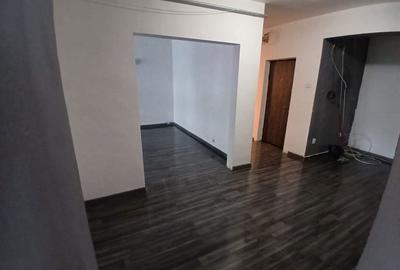 Apartament cu 3 camere în Central - 5