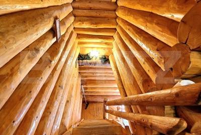 Cabana din lemn rotund, 140 mp utili, 1000mp teren - zona turistica Marisel - 7