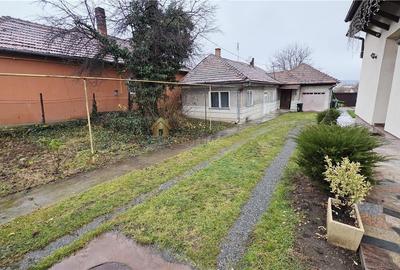 CASA 2 CAMERE 68 MP TEREN 701 MP  APAHIDA - 1