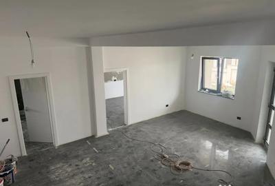 Casă cu 4 camere cu Teren 300 Mp în Central - 3
