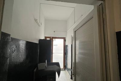 Spațiu comercial, de 106 mp, în Casa de Cultură - 10