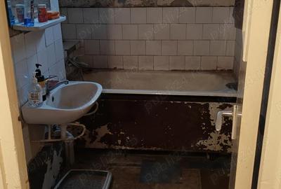 Apartament cu 3 camere semidecomandat în Central - 2