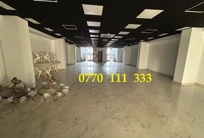 Spatiu comercial la Etaj 1, suprafata 250mp, zona Centrala