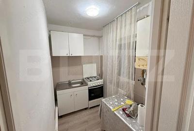 Garsoniera confort 1 de inchiriat zona 9 Mai - 2