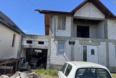 Casă cu 4 camere în Costișa - 3