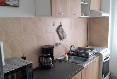 Apartament cu 3 camere semidecomandat în Orșova - 4