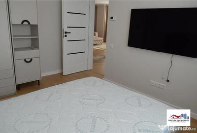 Apartament cu 3 camere decomandat în Tudor - 9