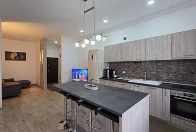 Apartament cu 2 camere decomandat în Tractorul - 2