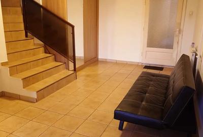 Casă cu 6 camere în Torontalului