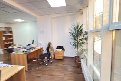 Spatiu de birou 50 mp – open space, Bulevardul Unirii-Magazinul Zepter Spatiu de birou 50 mp – open space, Bulevardul Unirii-Magazinul Zepter - 10