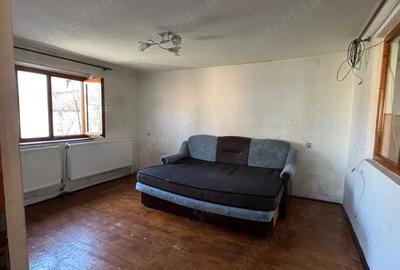 Casă cu 3 camere cu Teren 317 Mp în Central - 1