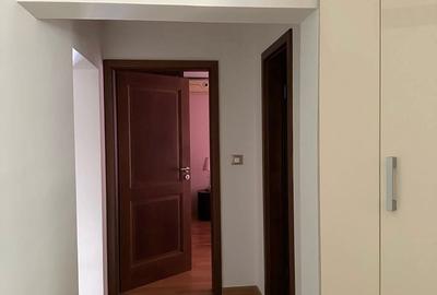 Apartament cu 3 camere în Central - 5