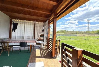 Casă cu 3 camere în Lăpuș