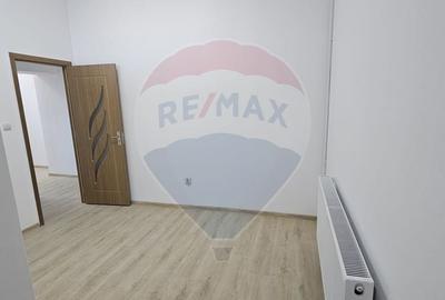 Spațiu de birouri 11 mp, ULTRACENTRAL, str. Mihai Viteazu, nr. 1 - 3