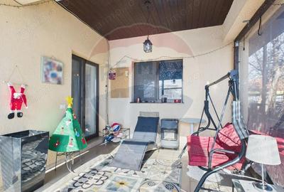 Casa superba cu 4 camere de vanzare in Buftea - 1