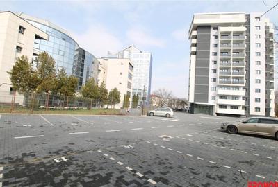 Bloc nou - prima - langa Universitatea Bacovia- 2 camere - - 5