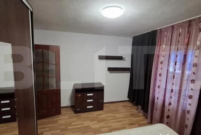 Apartament cu 3 camere decomandat în Micro 3 - 5