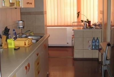 Apartament 3 camere Noua - 1