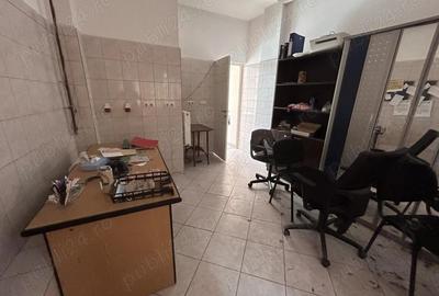 Spațiu comercial, de 20 mp, în Central