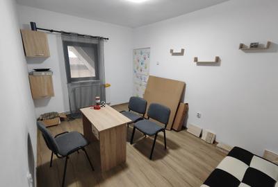 Casă cu 4 camere cu Canalizare în Coiciu - 12