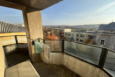 Vand apartament cu 3 camere - 9