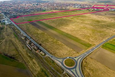 Teren Construcții intravilan de 411749 mp, în Periferie - 2