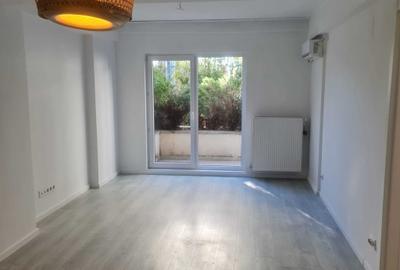 Apartament cu 3 camere semidecomandat în Central - 8