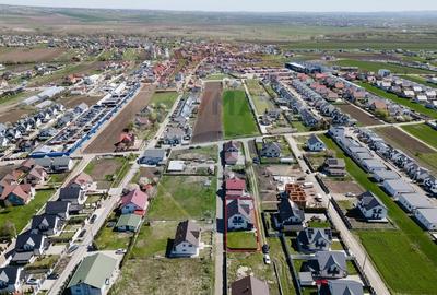 Casă cu 4 camere cu Teren 400 Mp în Ipotești - 25
