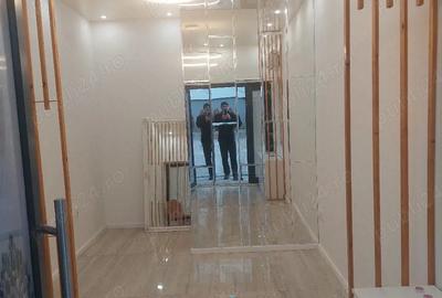 Spațiu comercial, de 16 mp, în Central - 3