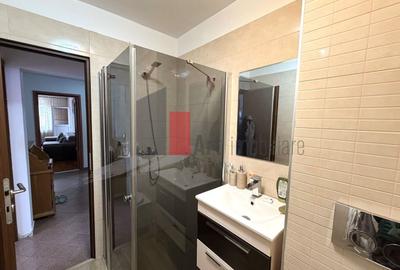 Apartament cu 4 camere decomandat în Apărătorii Patriei - 17