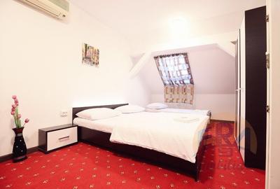 Casa cu 3 apartamente, P-ta Unirii , Str. Primariei - 3